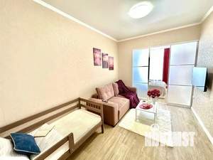 1-к квартира, посуточно, 50м2, 1/1 этаж