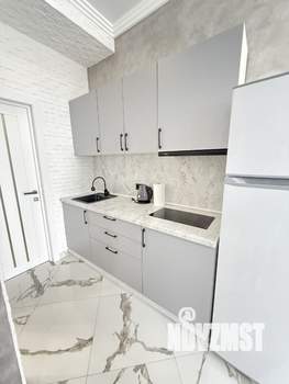 Студия квартира, посуточно, 28м2, 1/7 этаж