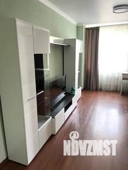 3-к квартира, посуточно, 107м2, 2/5 этаж