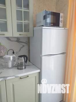 1-к квартира, посуточно, 46м2, 1/3 этаж