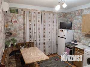 1-к квартира, посуточно, 35м2, 2/5 этаж