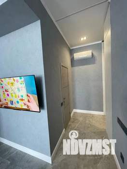 Студия квартира, посуточно, 45м2, 1/5 этаж