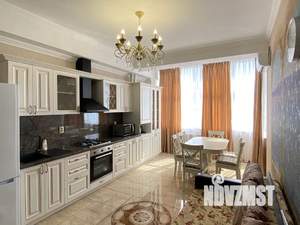 1-к квартира, посуточно, 62м2, 4/8 этаж