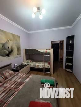 1-к квартира, посуточно, 42м2, 3/6 этаж