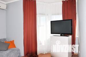 1-к квартира, посуточно, 38м2, 6/10 этаж