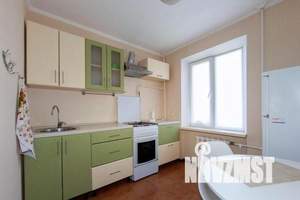 1-к квартира, посуточно, 35м2, 5/9 этаж