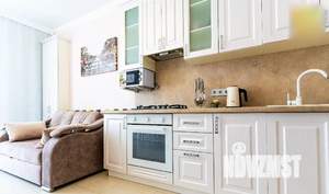 1-к квартира, посуточно, 42м2, 2/7 этаж