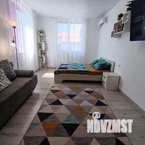 1-к квартира, посуточно, 45м2, 3/3 этаж