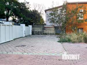 3-к квартира, на длительный срок, 120м2, 1/3 этаж