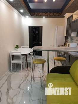 1-к квартира, посуточно, 42м2, 1/8 этаж