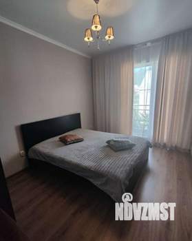 1-к квартира, посуточно, 50м2, 3/3 этаж