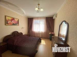 1-к квартира, посуточно, 55м2, 1/1 этаж