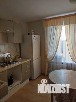 3-к квартира, посуточно, 48м2, 8/9 этаж