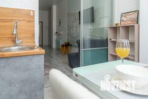 Студия квартира, посуточно, 30м2, 7/8 этаж