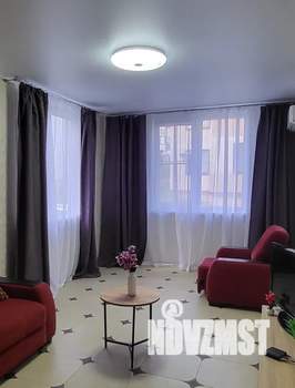 1-к квартира, посуточно, 40м2, 1/3 этаж