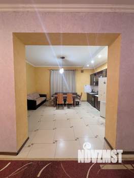 Студия квартира, на длительный срок, 100м2, 1/3 этаж