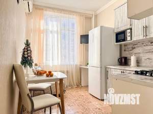 1-к квартира, посуточно, 37м2, 4/8 этаж