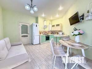 1-к квартира, посуточно, 44м2, 1/1 этаж