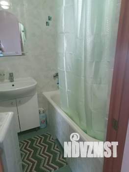 2-к квартира, посуточно, 37м2, 5/5 этаж