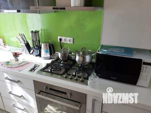 2-к квартира, посуточно, 10м2, 1/1 этаж