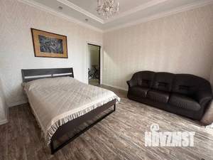 2-к квартира, посуточно, 55м2, 3/7 этаж