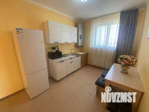 2-к квартира, посуточно, 63м2, 4/4 этаж