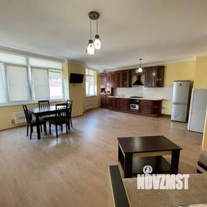3-к квартира, на длительный срок, 110м2, 4/10 этаж