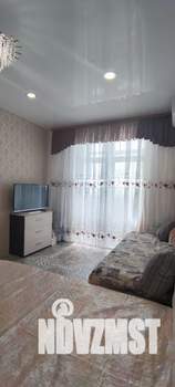 1-к квартира, посуточно, 35м2, 1/7 этаж