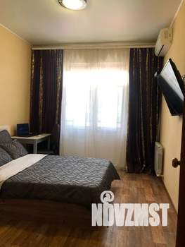 1-к квартира, посуточно, 60м2, 2/5 этаж