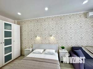 1-к квартира, посуточно, 53м2, 1/1 этаж