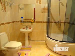 2-к квартира, посуточно, 45м2, 1/1 этаж