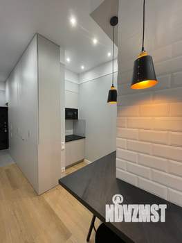 Студия квартира, посуточно, 35м2, 1/4 этаж