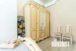 1-к квартира, посуточно, 54м2, 3/3 этаж