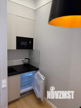 Студия квартира, посуточно, 40м2, 1/5 этаж