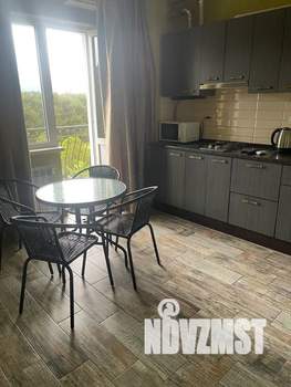 Студия квартира, посуточно, 36м2, 3/10 этаж