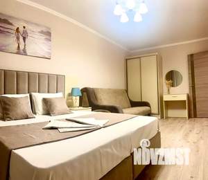 1-к квартира, посуточно, 38м2, 5/5 этаж