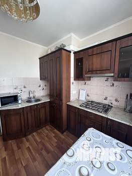 1-к квартира, посуточно, 42м2, 4/6 этаж