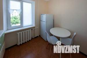 1-к квартира, посуточно, 35м2, 5/9 этаж