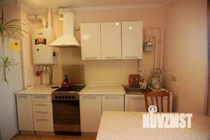 1-к квартира, посуточно, 45м2, 3/3 этаж