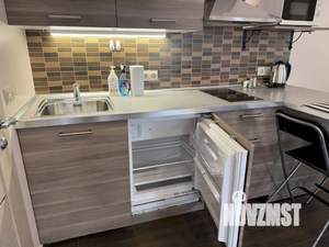 Студия квартира, посуточно, 40м2, 1/4 этаж