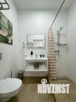 Студия квартира, посуточно, 47м2, 1/3 этаж