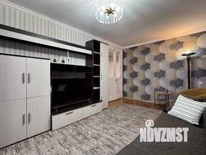 2-к квартира, посуточно, 60м2, 1/1 этаж