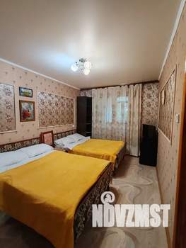 2-к квартира, посуточно, 60м2, 1/5 этаж