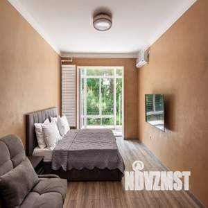 2-к квартира, посуточно, 50м2, 2/5 этаж