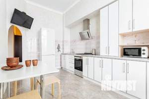 1-к квартира, посуточно, 72м2, 1/1 этаж