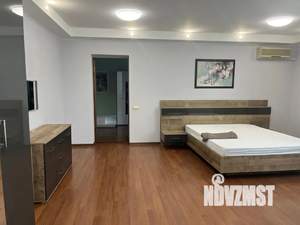 3-к квартира, посуточно, 110м2, 2/4 этаж