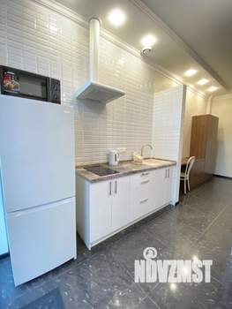 Студия квартира, посуточно, 28м2, 1/4 этаж