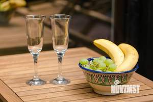 2-к квартира, посуточно, 75м2, 1/1 этаж