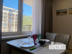 1-к квартира, посуточно, 40м2, 12/16 этаж