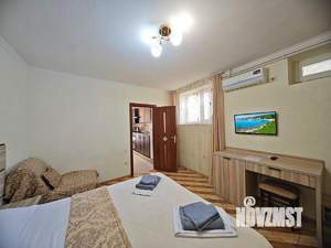 2-к квартира, посуточно, 40м2, 1/1 этаж